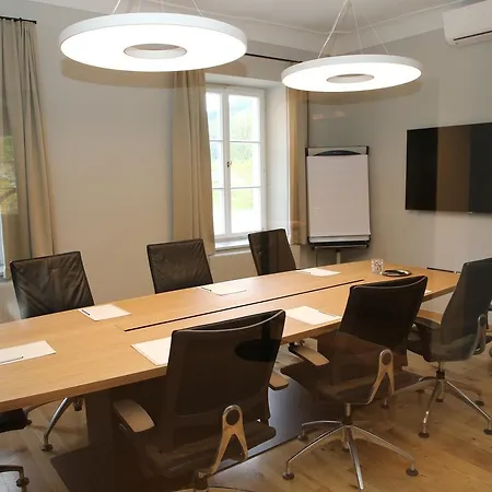 Murhof & Restaurant فندق 4*