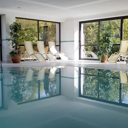 Murhof & Restaurant فندق فروهينليتين