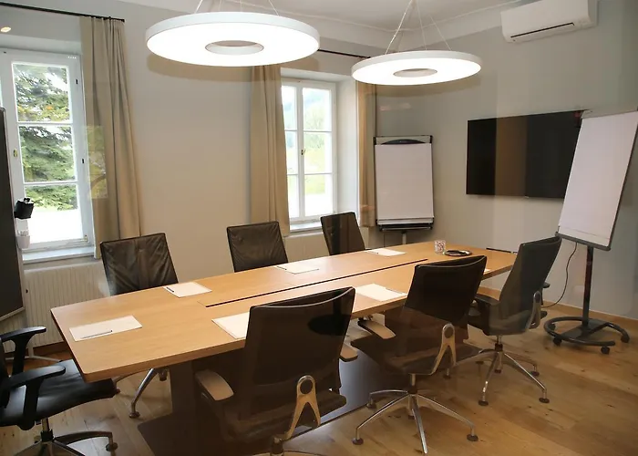 Murhof & Restaurant فندق 4*