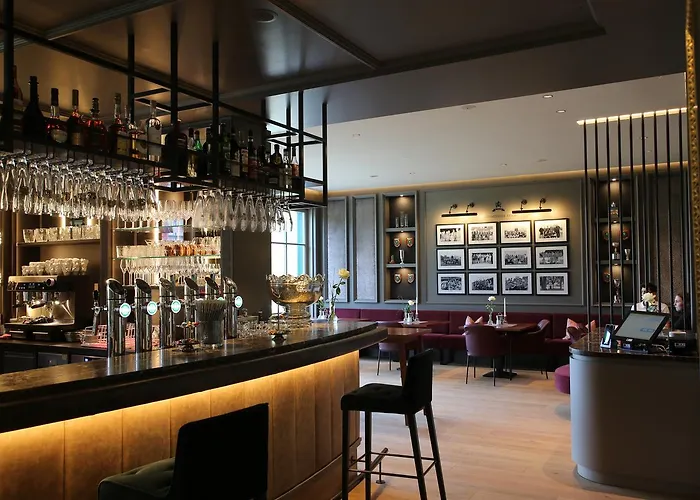 Murhof & Restaurant فندق فروهينليتين